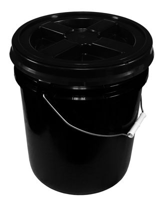 Foto de Cubeta 5 Gls (20.5 ltrs) #4 C/Agarradera Salvaplastic Negra 37alt,31anc cms 8658088913