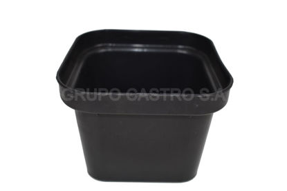 Foto de MACETA CUADRADA SALVAPLASTIC